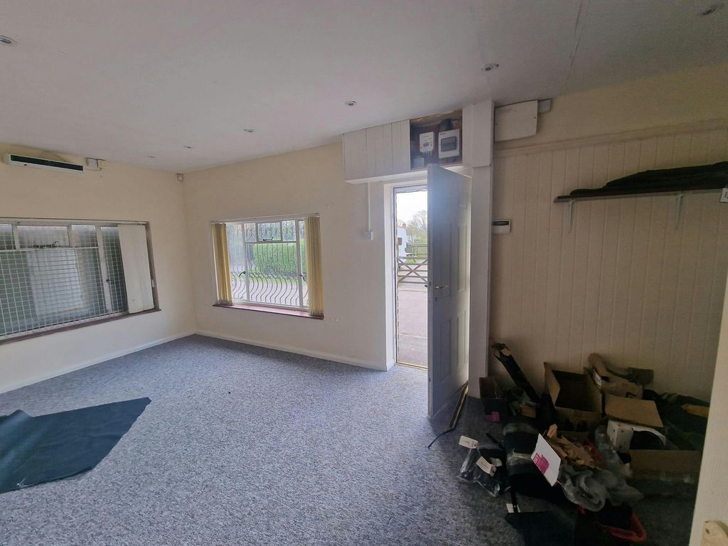 Property photo 3 of 3 20250404_105148.Jpg