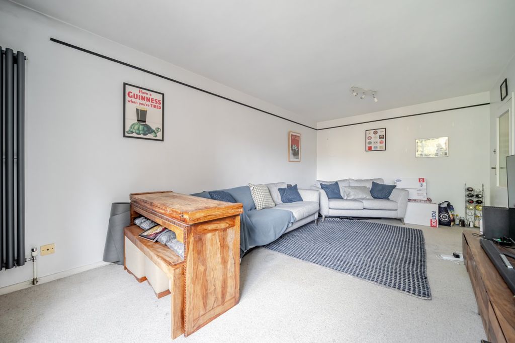 Property photo 3 of 16 Picture No. 04