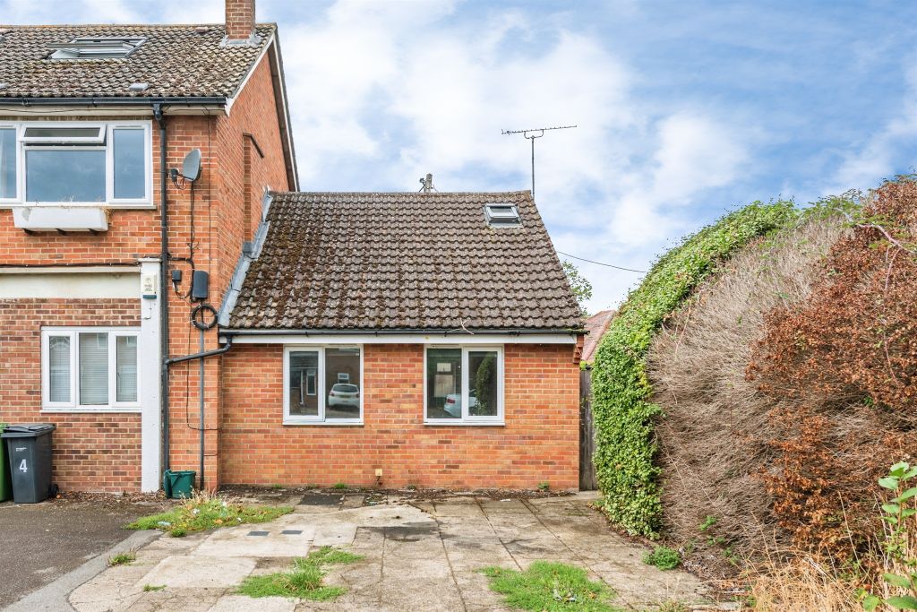 Property photo 2 of 16