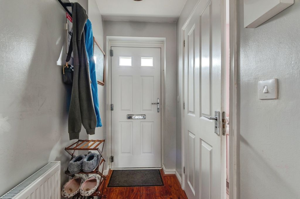 Property photo 2 of 20 Pbox-Img.Jpg