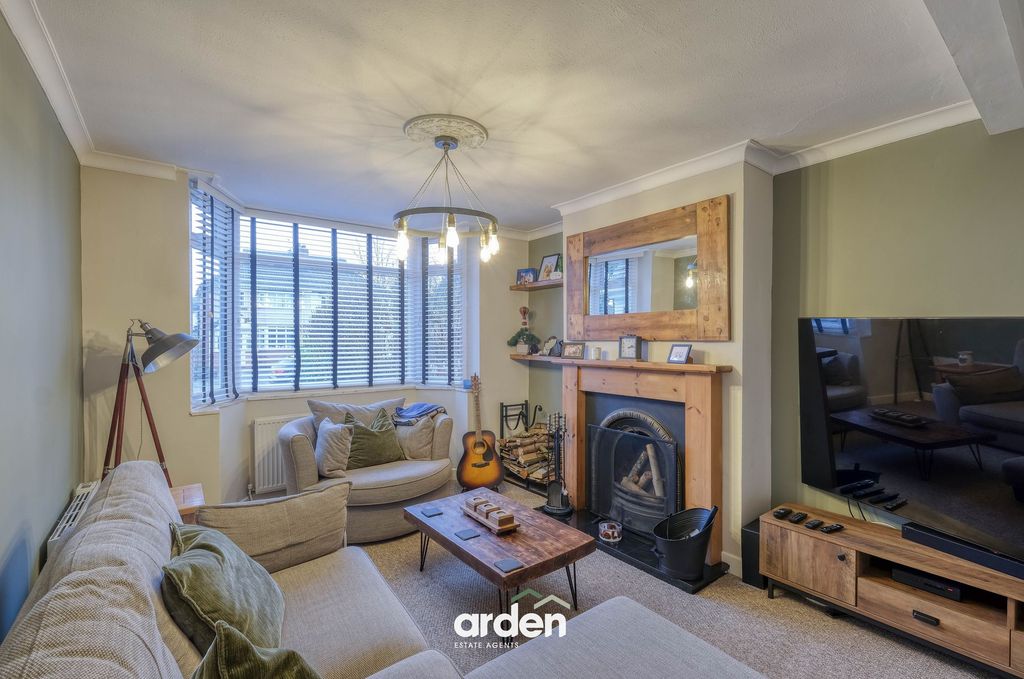 Property photo 3 of 12