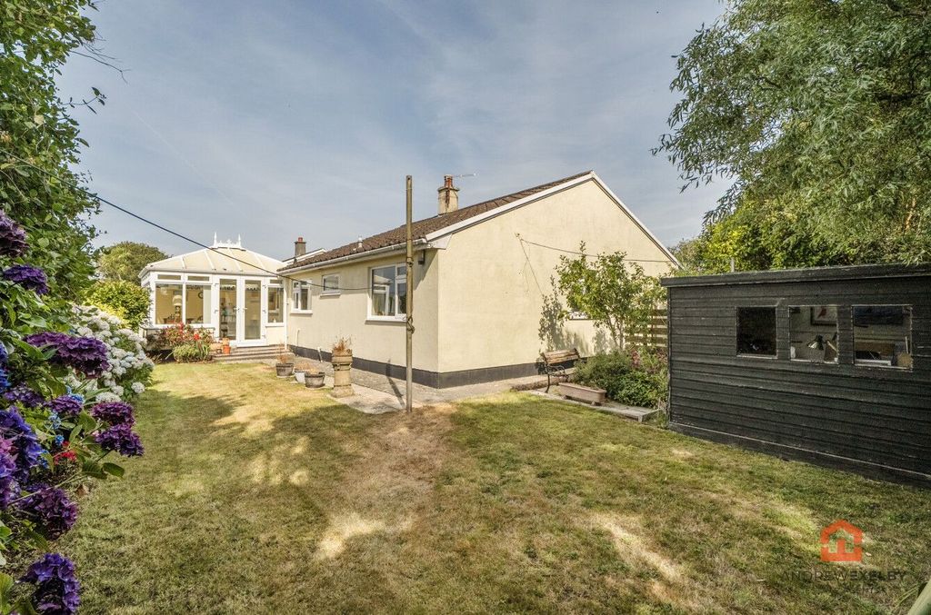 Property photo 2 of 14