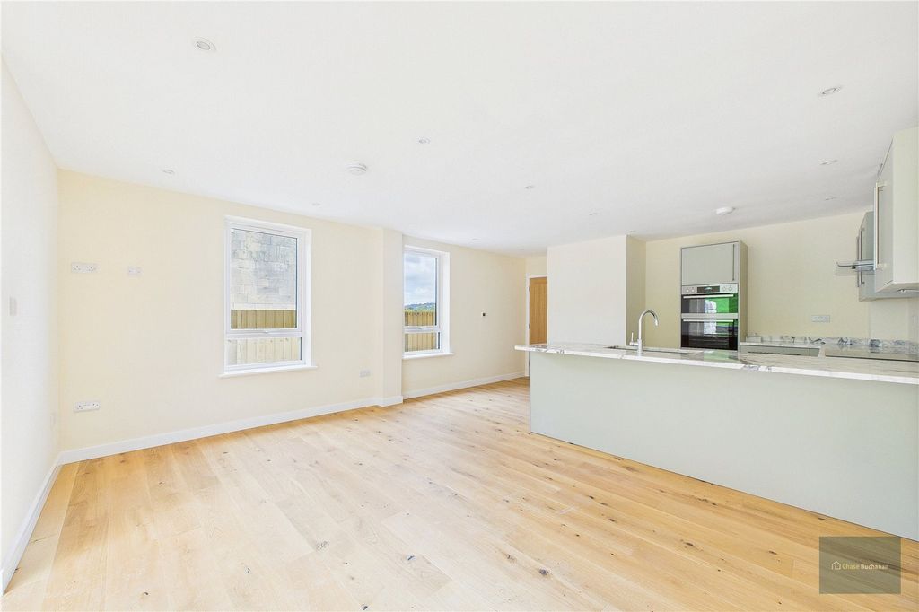 Property photo 3 of 14 Picture No. 04