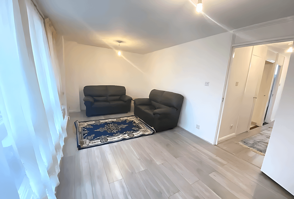 Property photo 2 of 13 Gallery