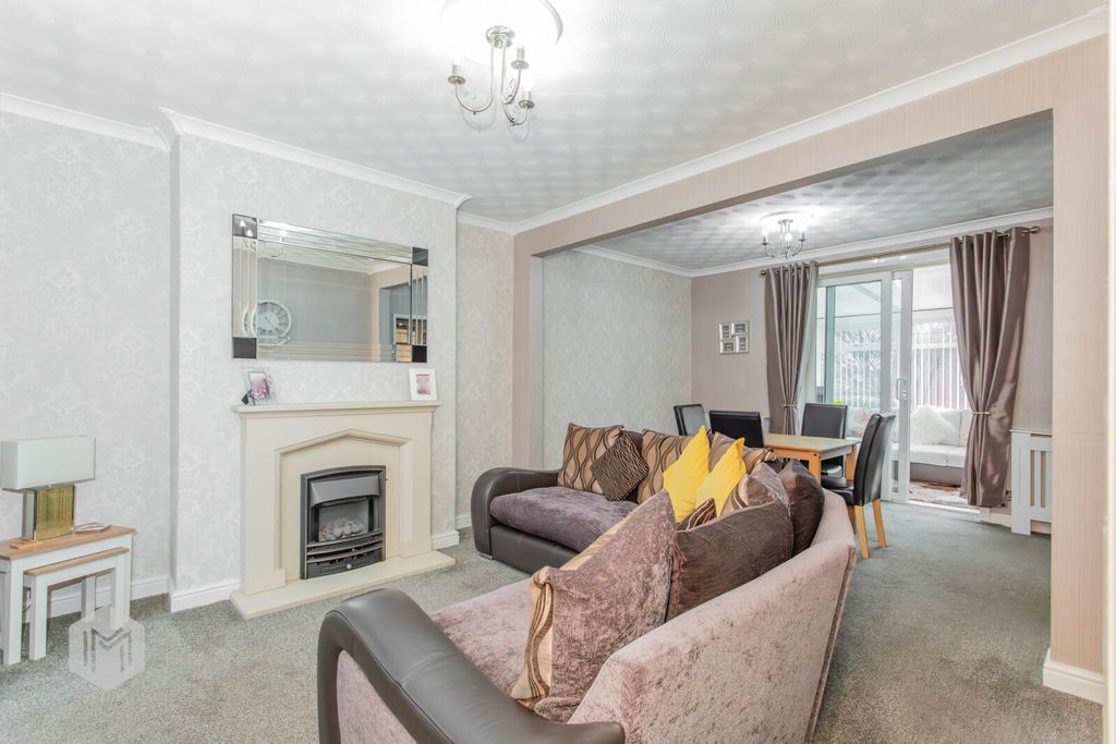 Property photo 2 of 25 Picture No. 26