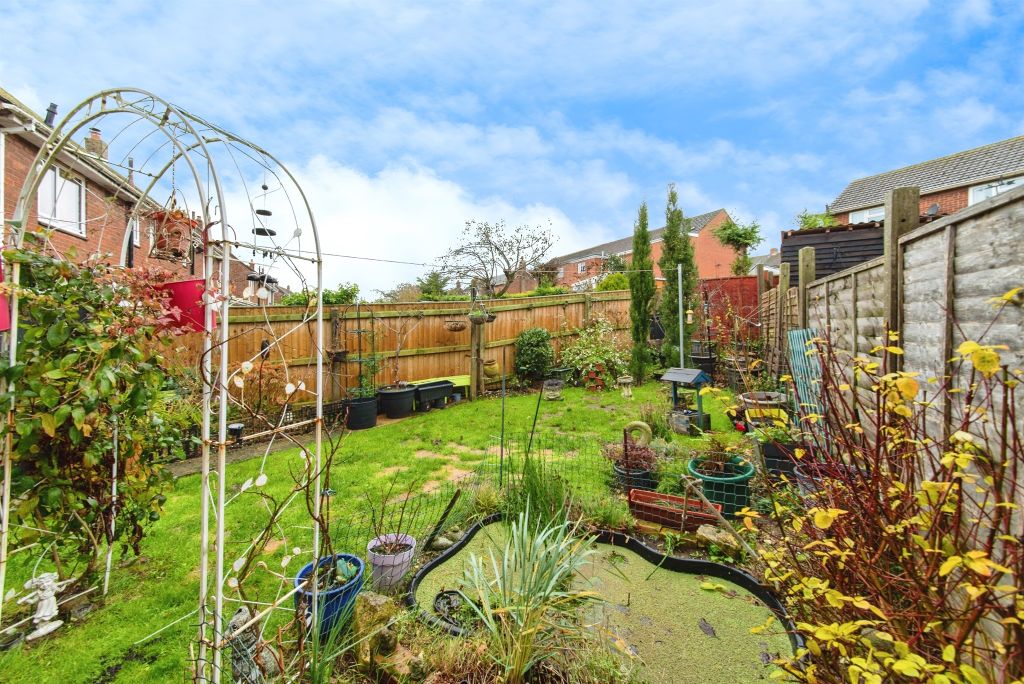 Property photo 2 of 17