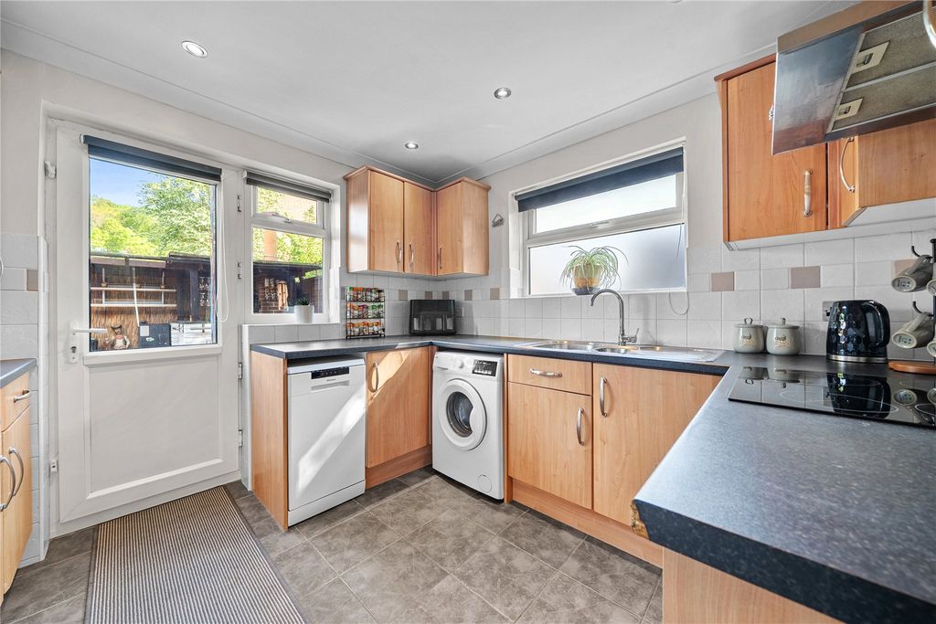 Property photo 3 of 24 Picture No. 06