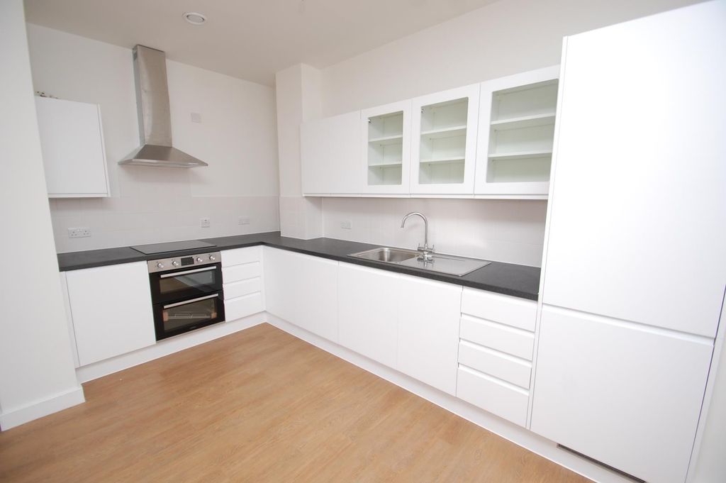 Property photo 3 of 4 Kitchen