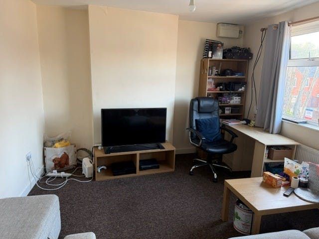 Property photo 3 of 4 Internal 1.Jpg