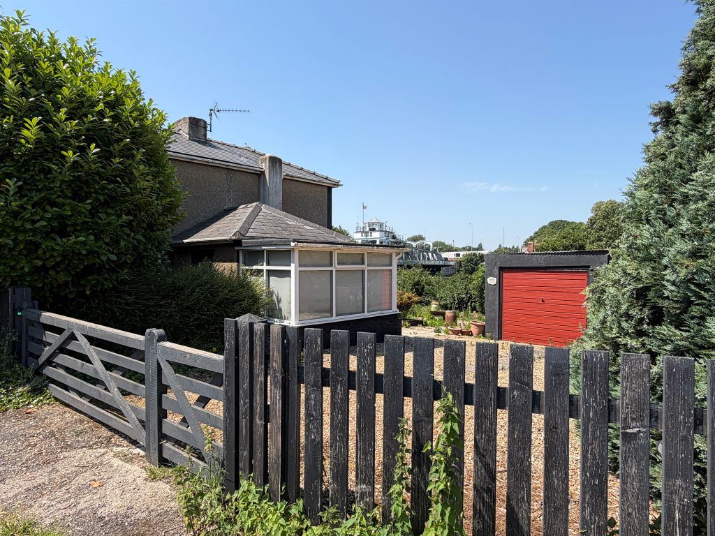 Property photo 2 of 4
