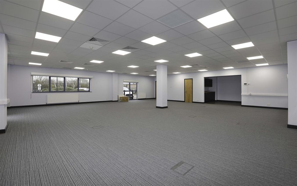 Property photo 2 of 3 Unit 4, Chase Park, Colwick - 4.Jpg