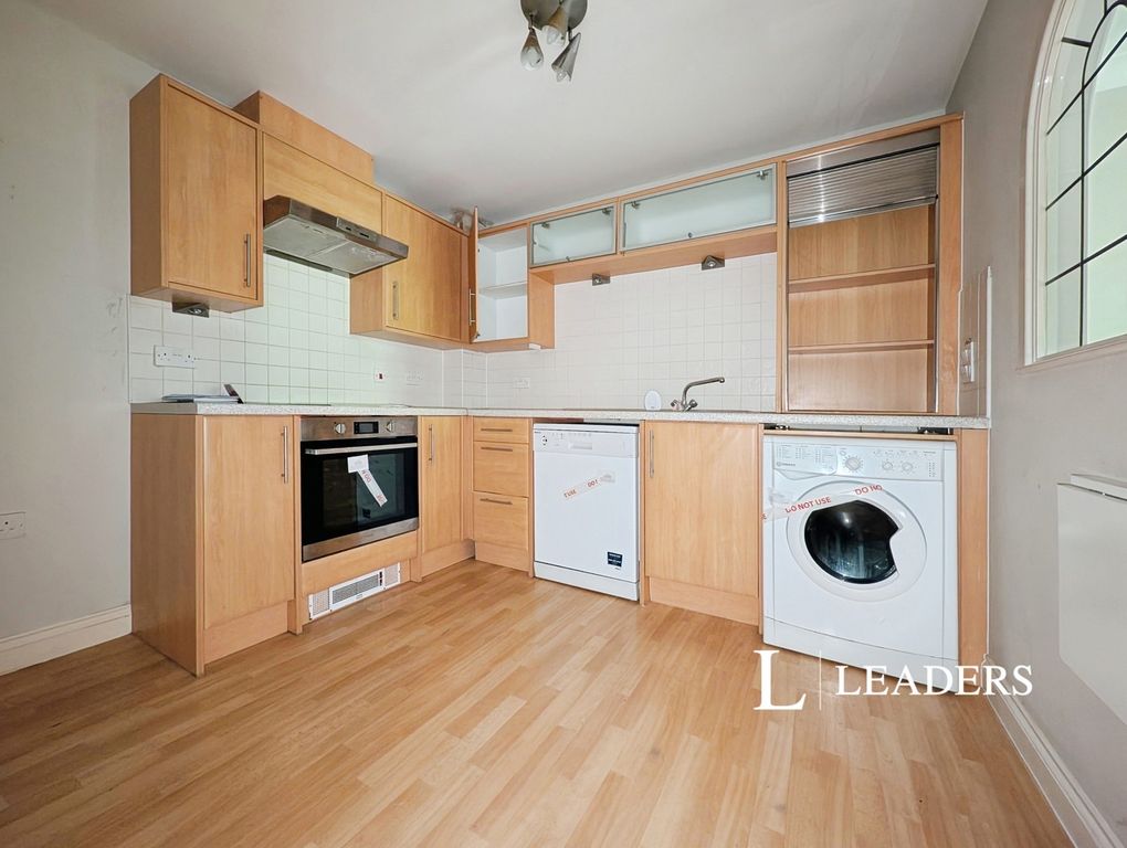 Property photo 3 of 14 Pbox-Img.Jpg