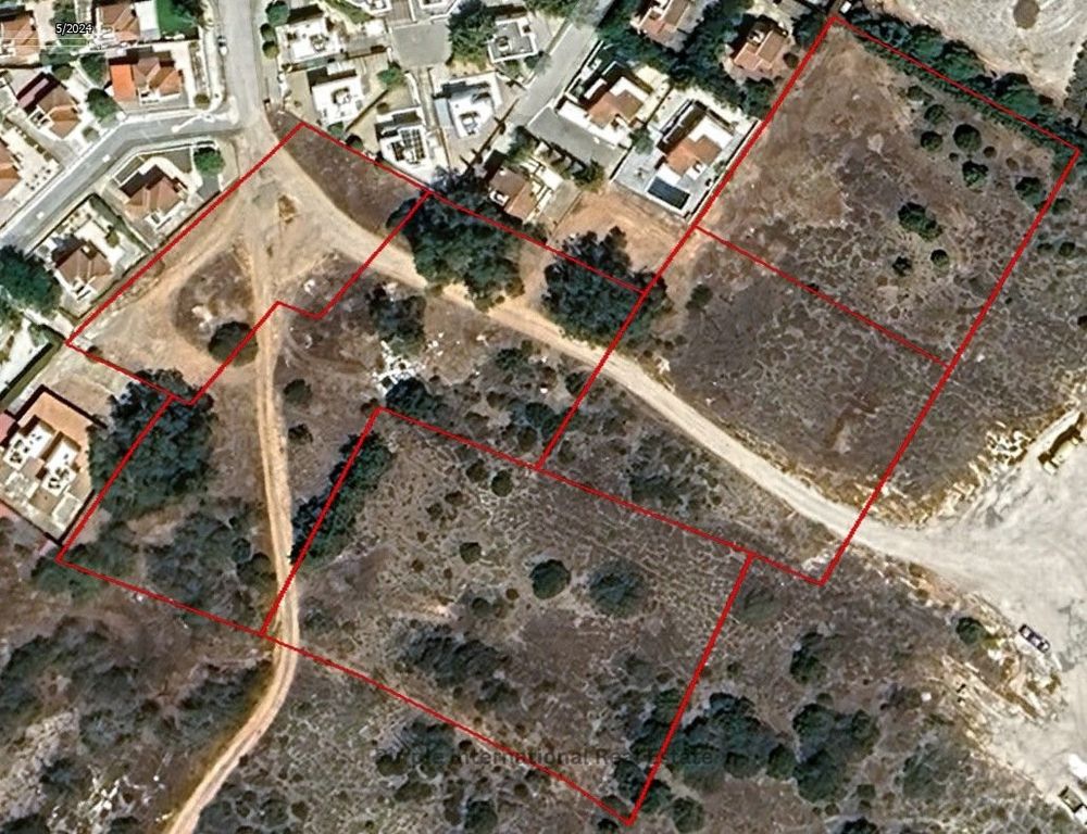 Property photo 1 of 1