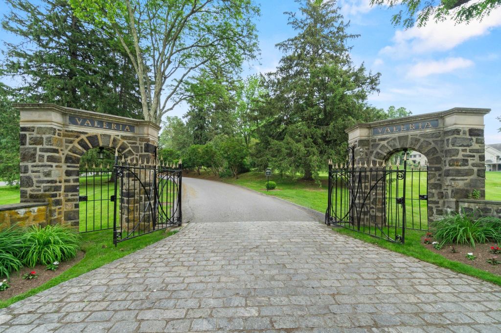 Property photo 3 of 31 <Alttext/>