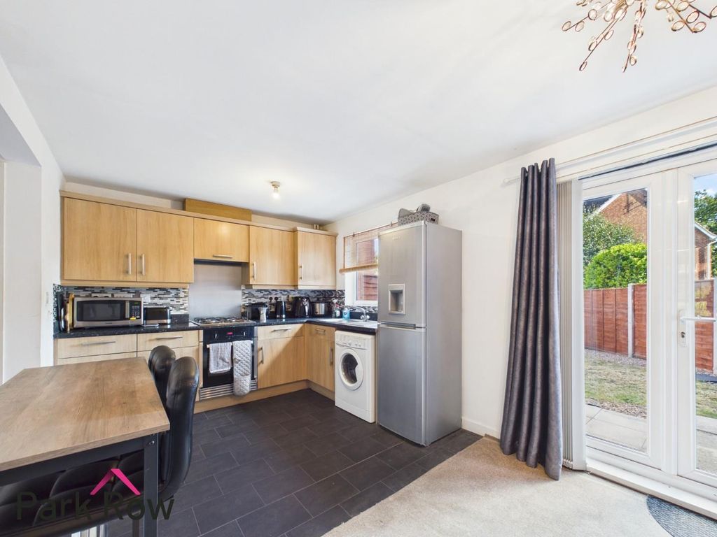 Property photo 3 of 19 Kitchen/Dining Room