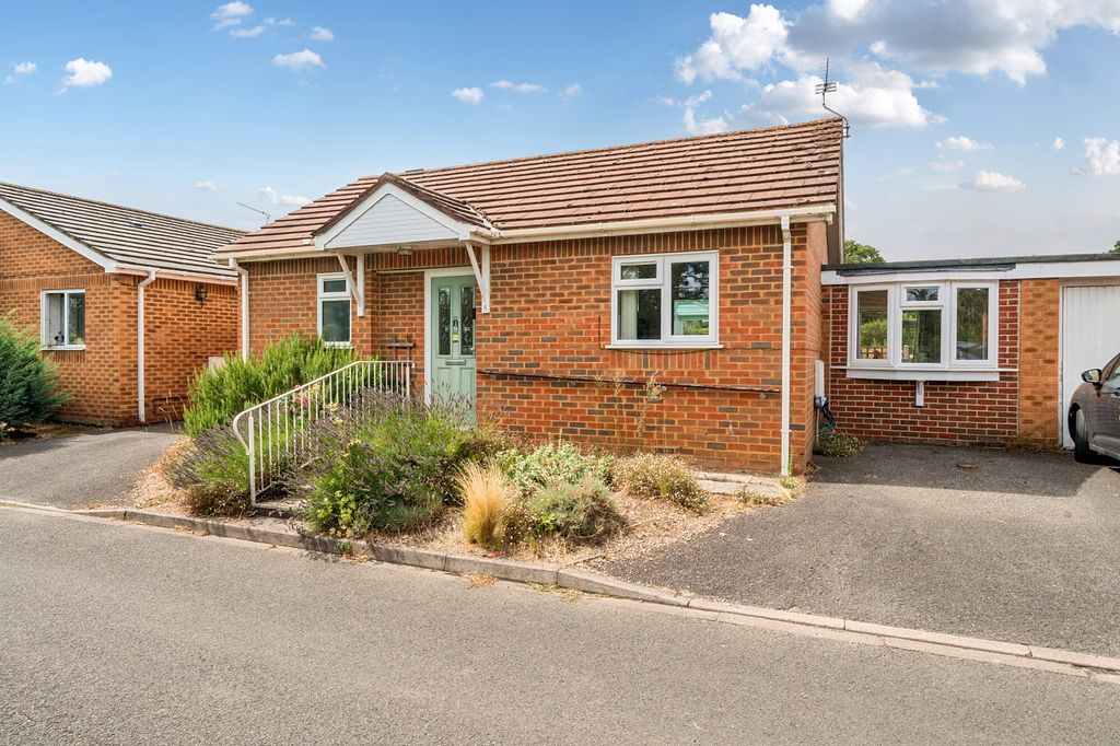 Property photo 1 of 9