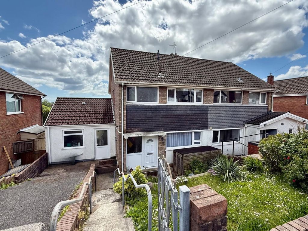 Property photo 1 of 21