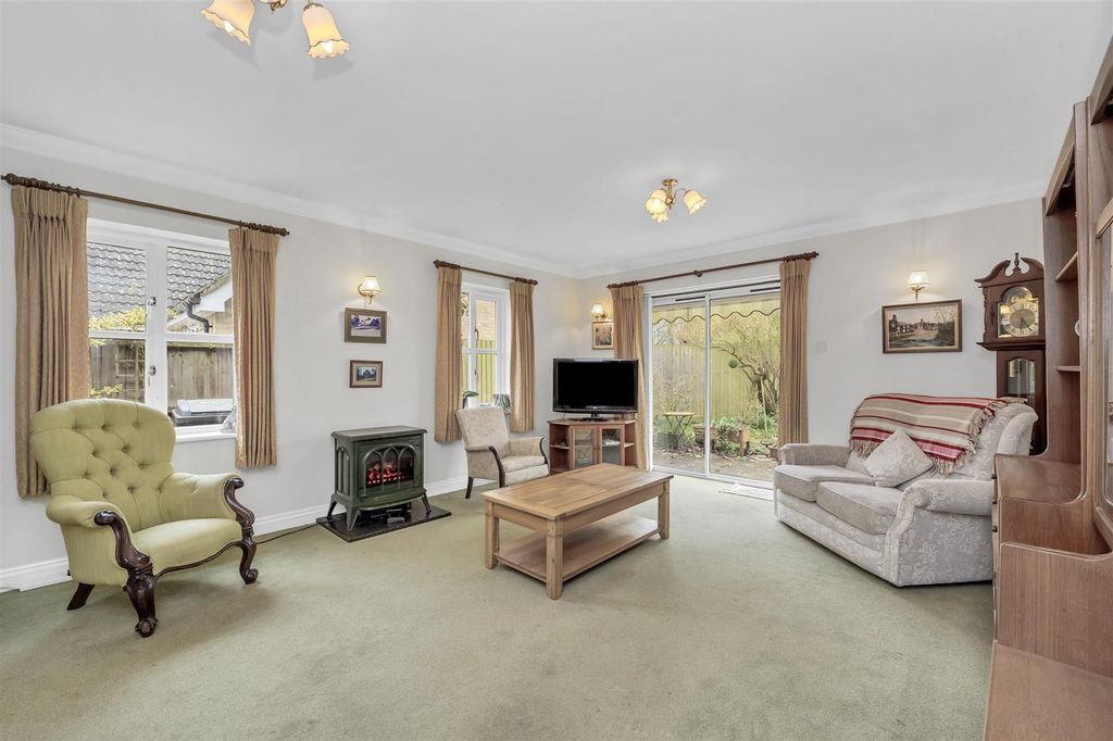 Property photo 3 of 24 Dcp_2160.Jpg