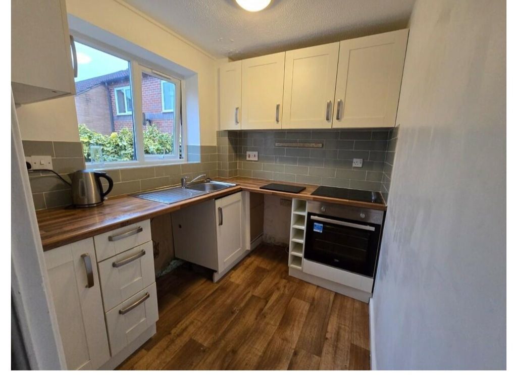 Property photo 2 of 6