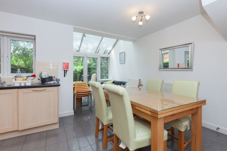 Property photo 2 of 14 282872