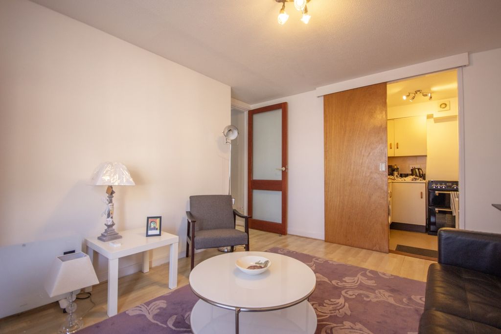 Property photo 1 of 8 1-3