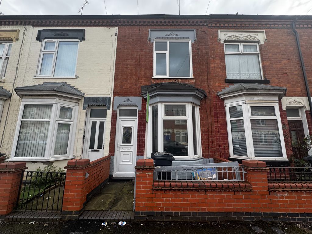 Property photo 1 of 8