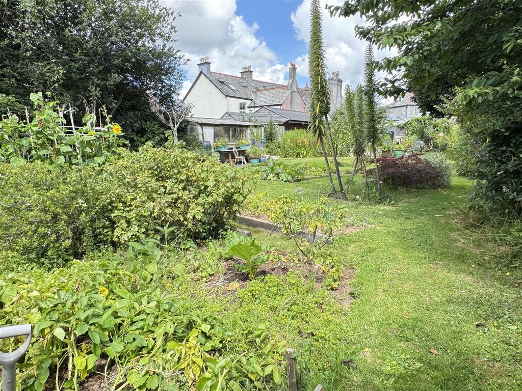 Property photo 3 of 50 Rear Garden