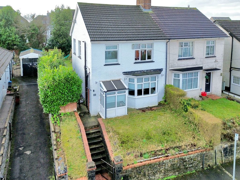 Property photo 1 of 21