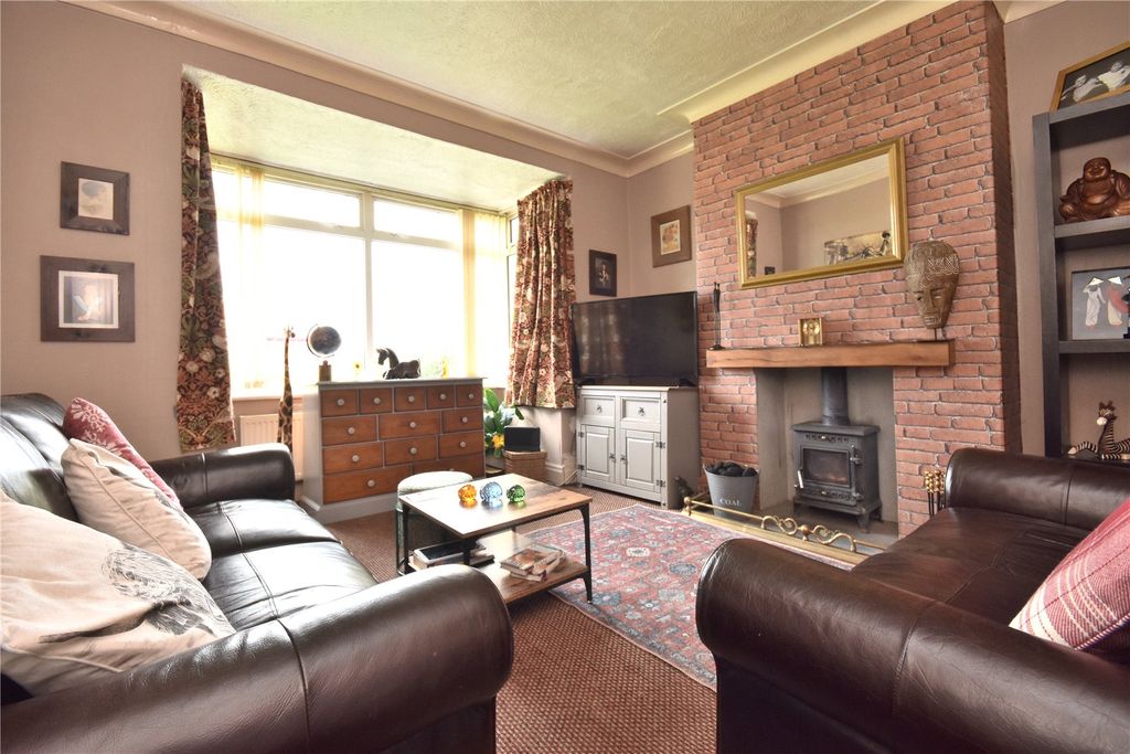 Property photo 2 of 12 Picture No. 04