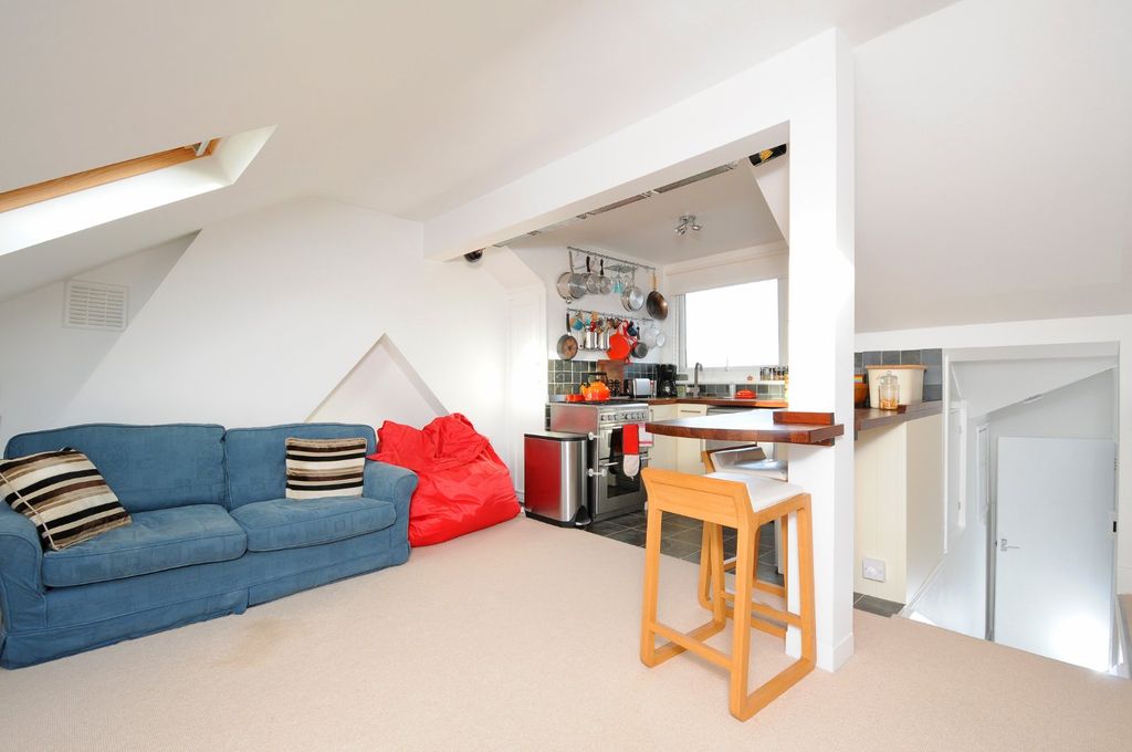 Property photo 3 of 5 Picture No. 09