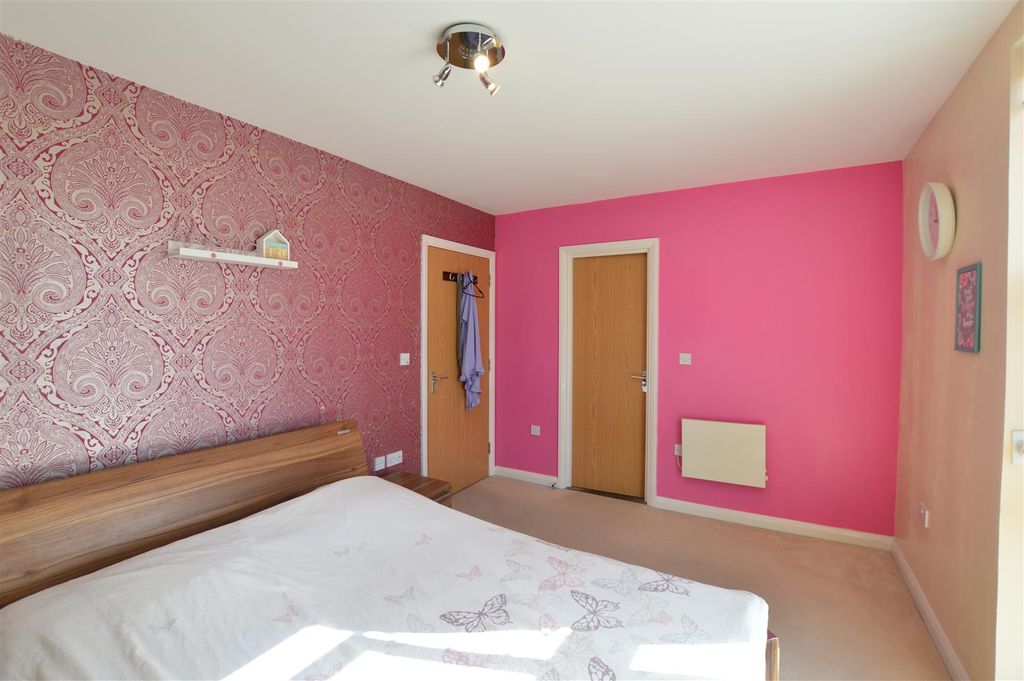 Property photo 2 of 8 Dsc_0052 (1).Jpg
