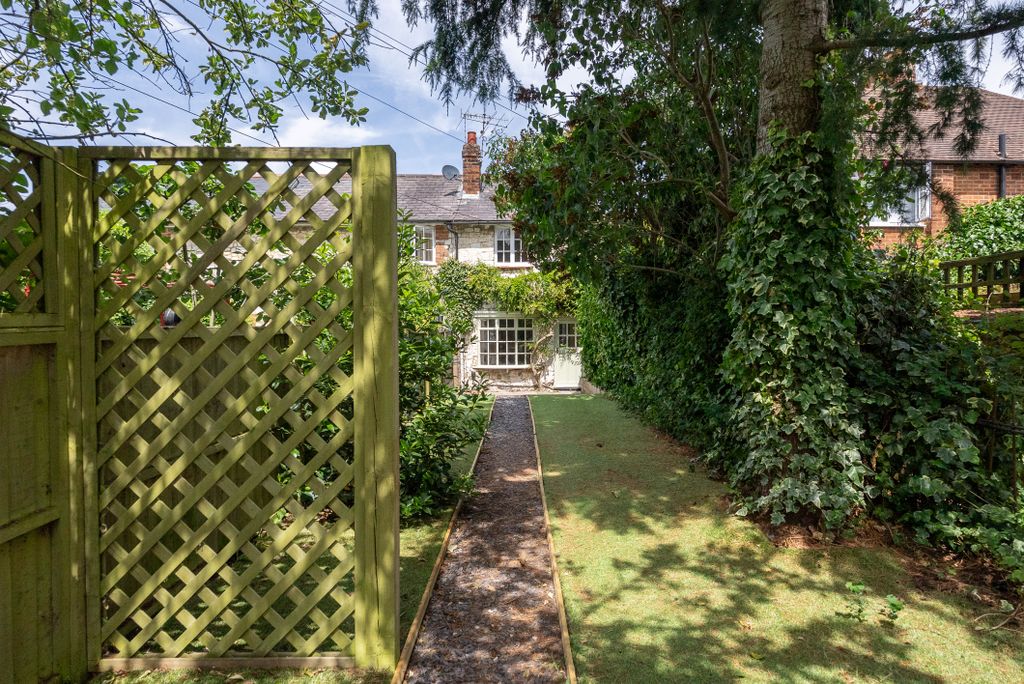 Property photo 1 of 12 Dsc03338