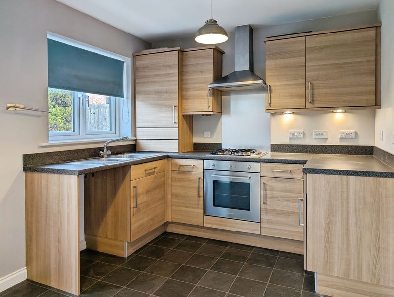 Property photo 2 of 11 Photo 7