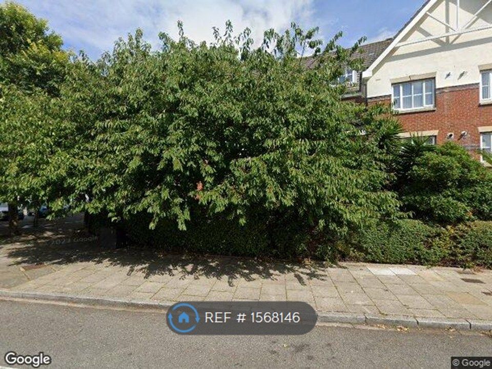 Property photo 1 of 2