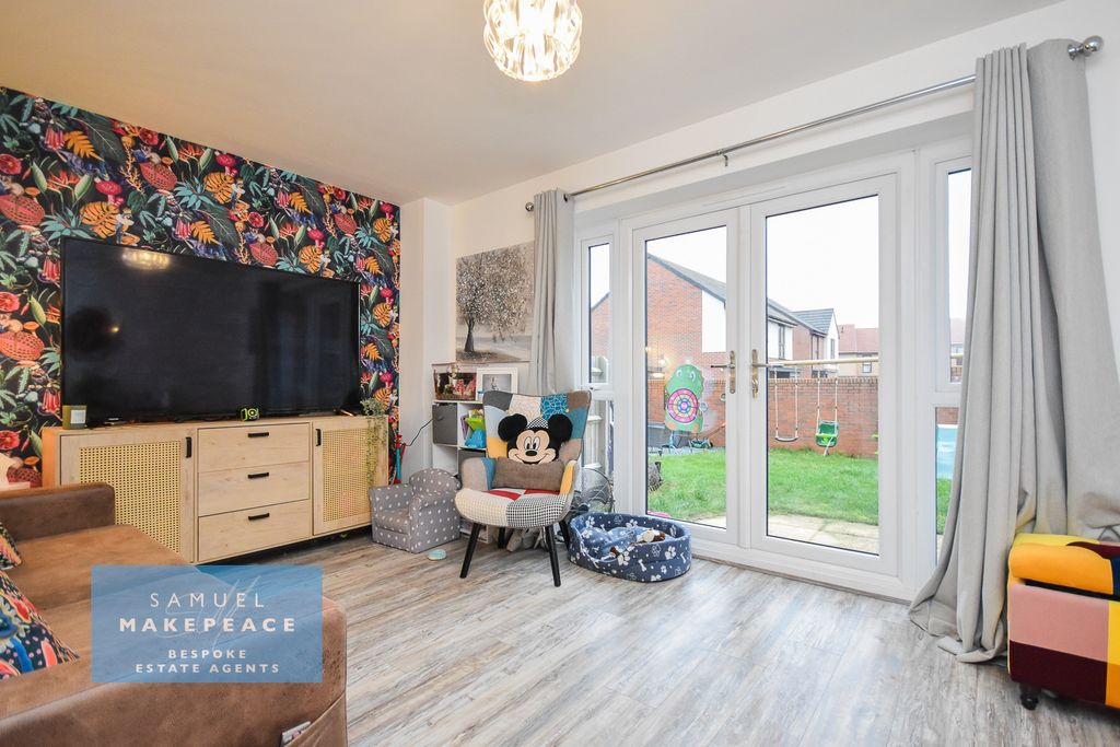 Property photo 2 of 17 Gallery