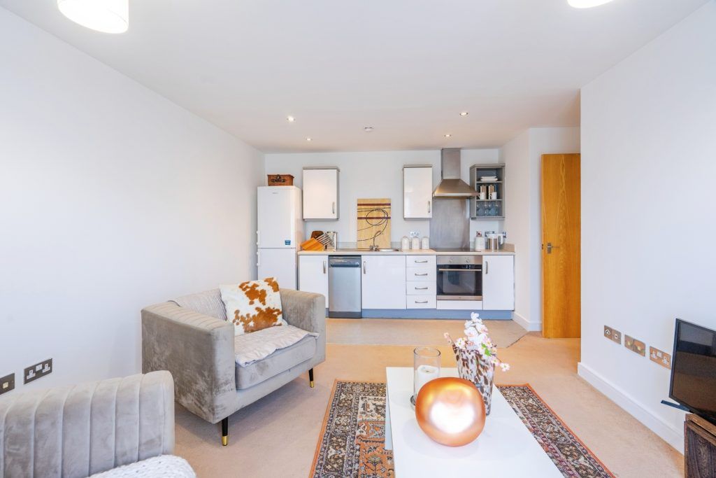 Property photo 2 of 10