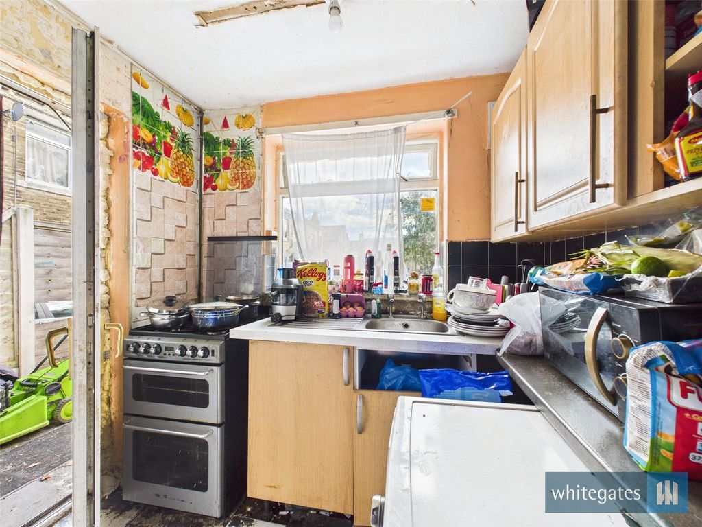 Property photo 3 of 7 Picture No. 01