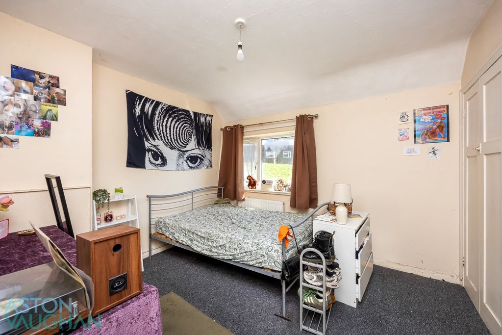 Property photo 3 of 14 5062722