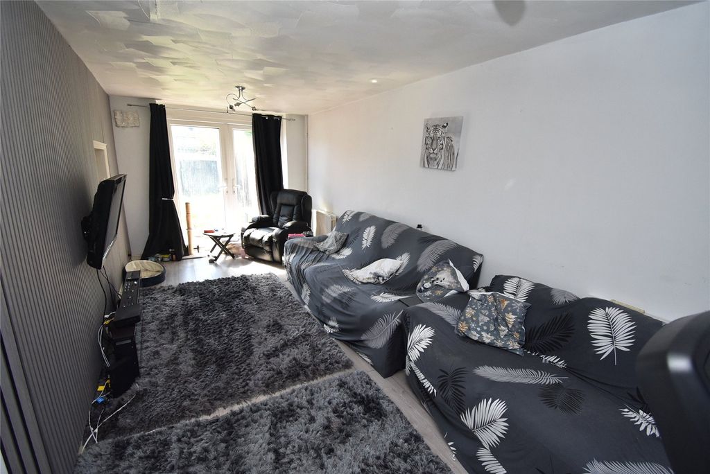 Property photo 2 of 12 Picture No. 02