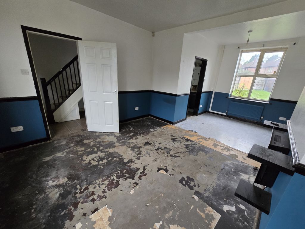 Property photo 2 of 11 20251105_144650.Jpg