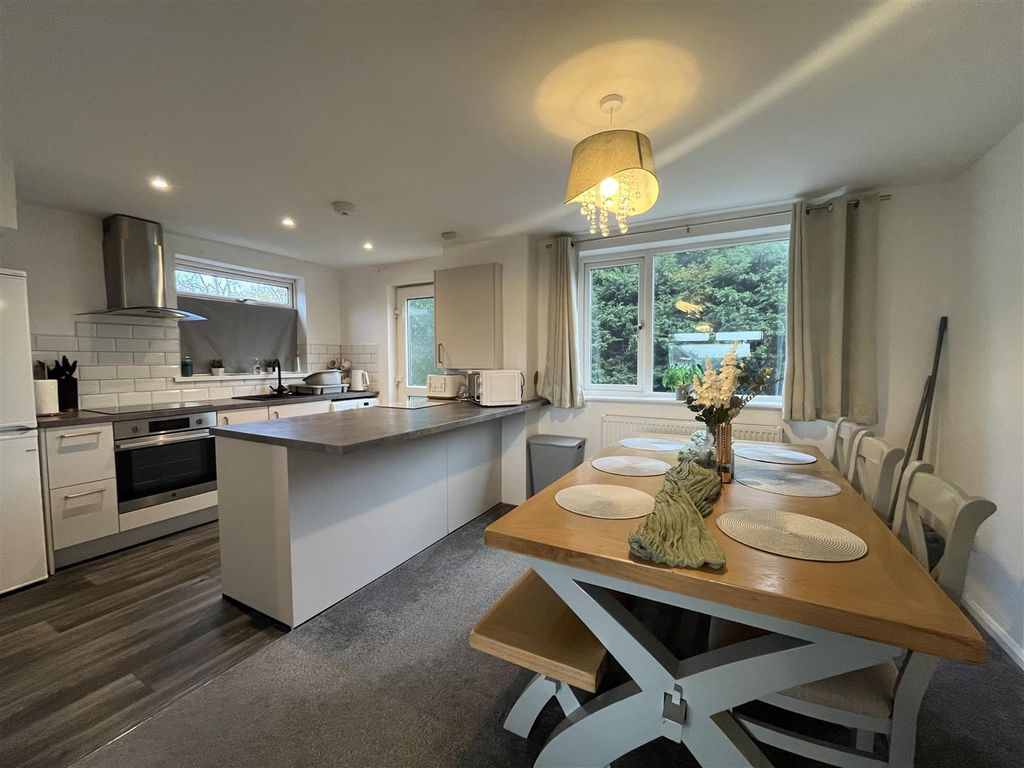 Property photo 2 of 14 Kitchen/Diner