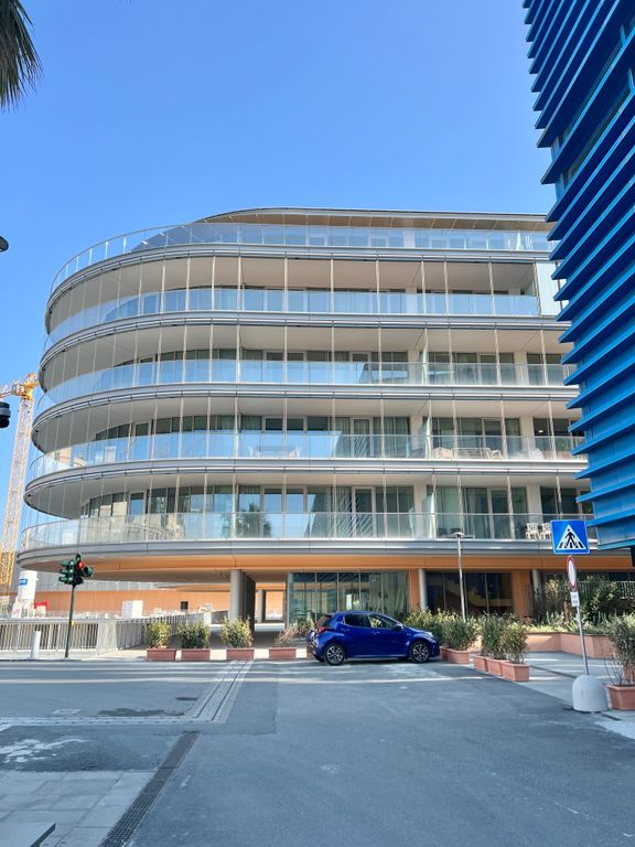 Property photo 2 of 28