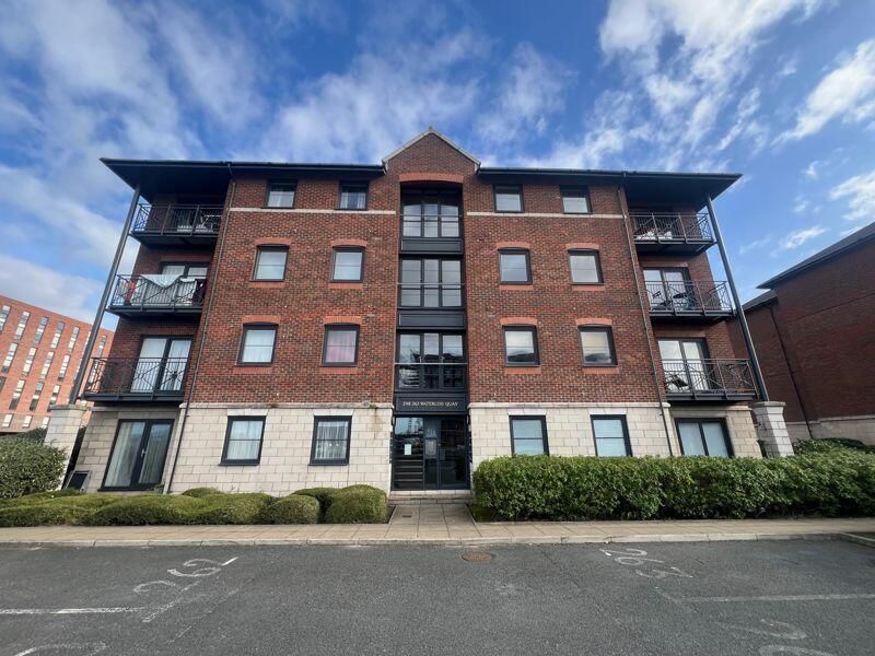Property photo 1 of 21 248 Waterloo Quay Exterior.Jpeg