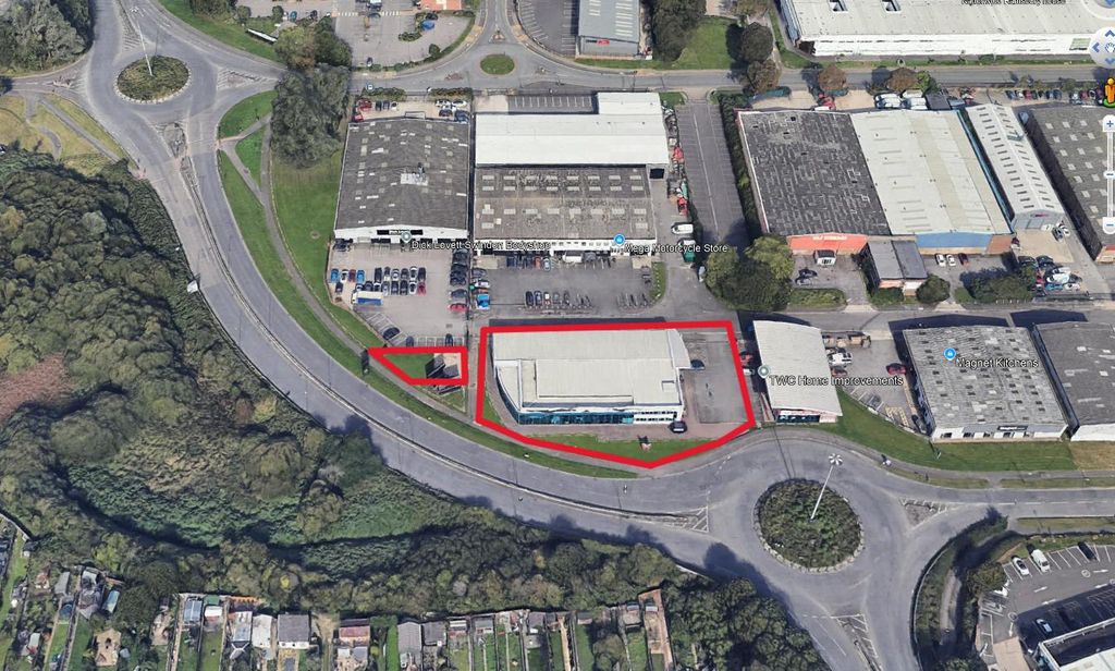 Property photo 2 of 7 Redline Cirencester Way New.Png