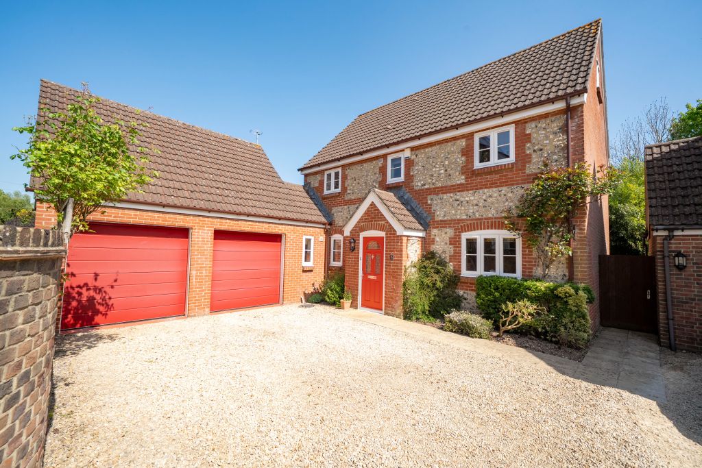 Property photo 1 of 31