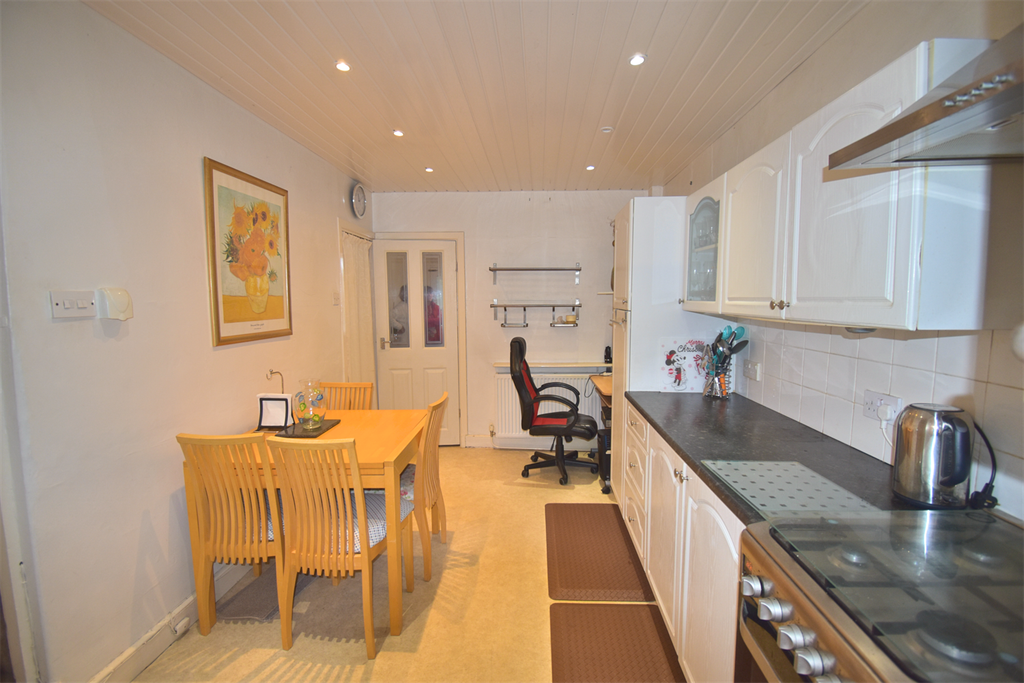 Property photo 3 of 9 Fitted Dining Kitchen