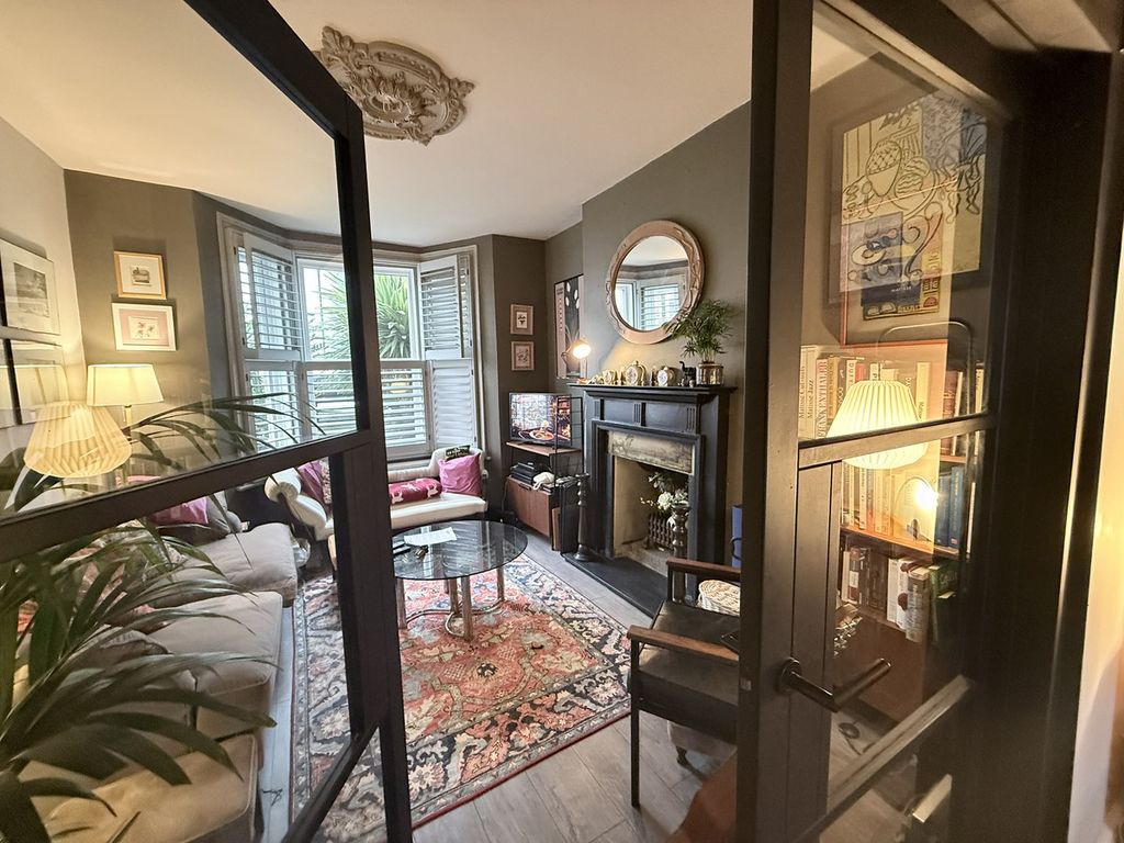 Property photo 2 of 16