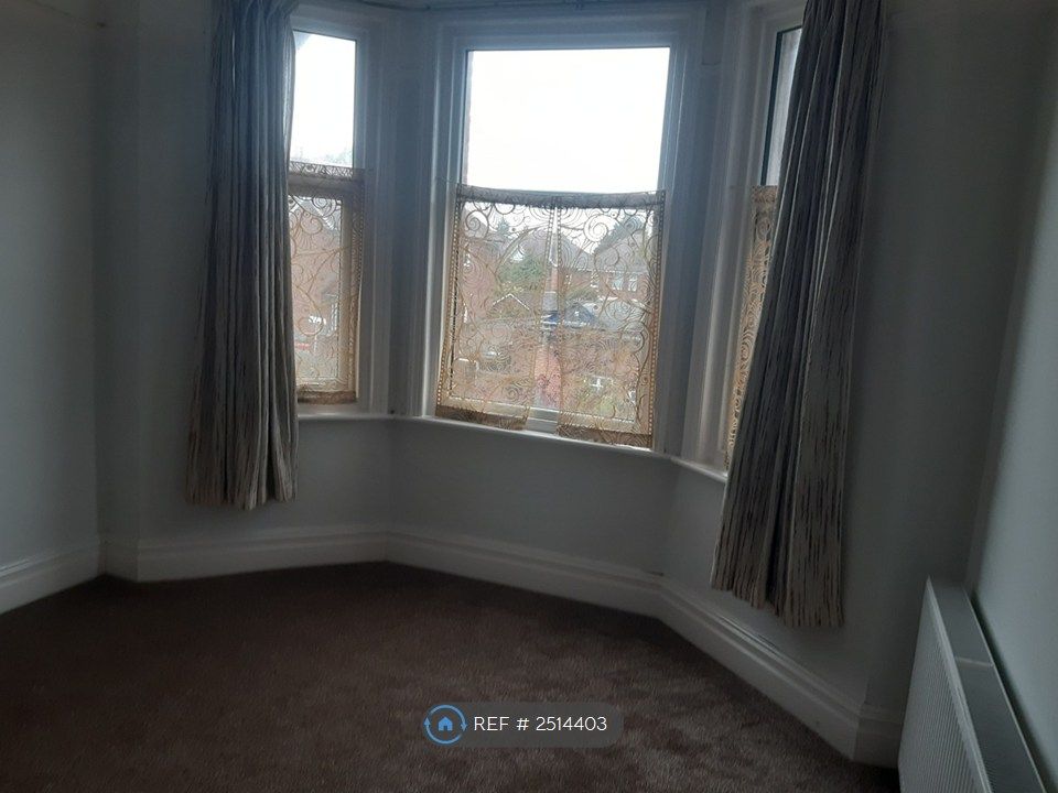 Property photo 1 of 12 Room 1
