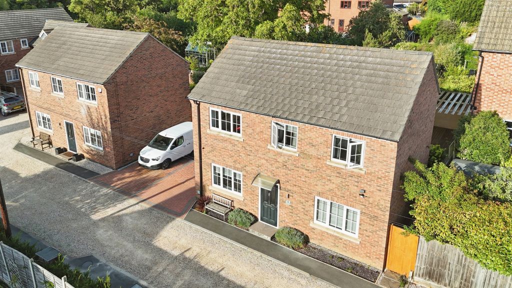 Property photo 2 of 18