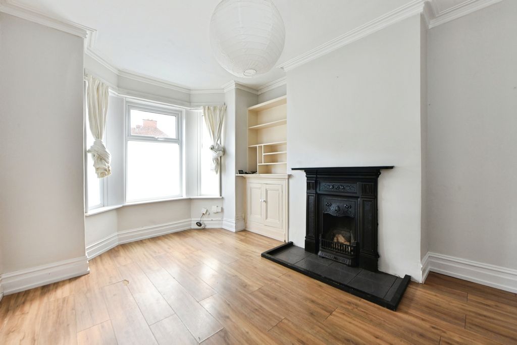 Property photo 2 of 14 Pbox-Img.Jpg